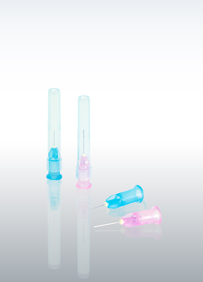 Atraumatic Ophthalmic Microneedle